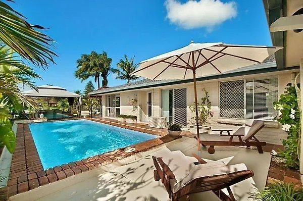 At Riverbend Broadbeach Waters